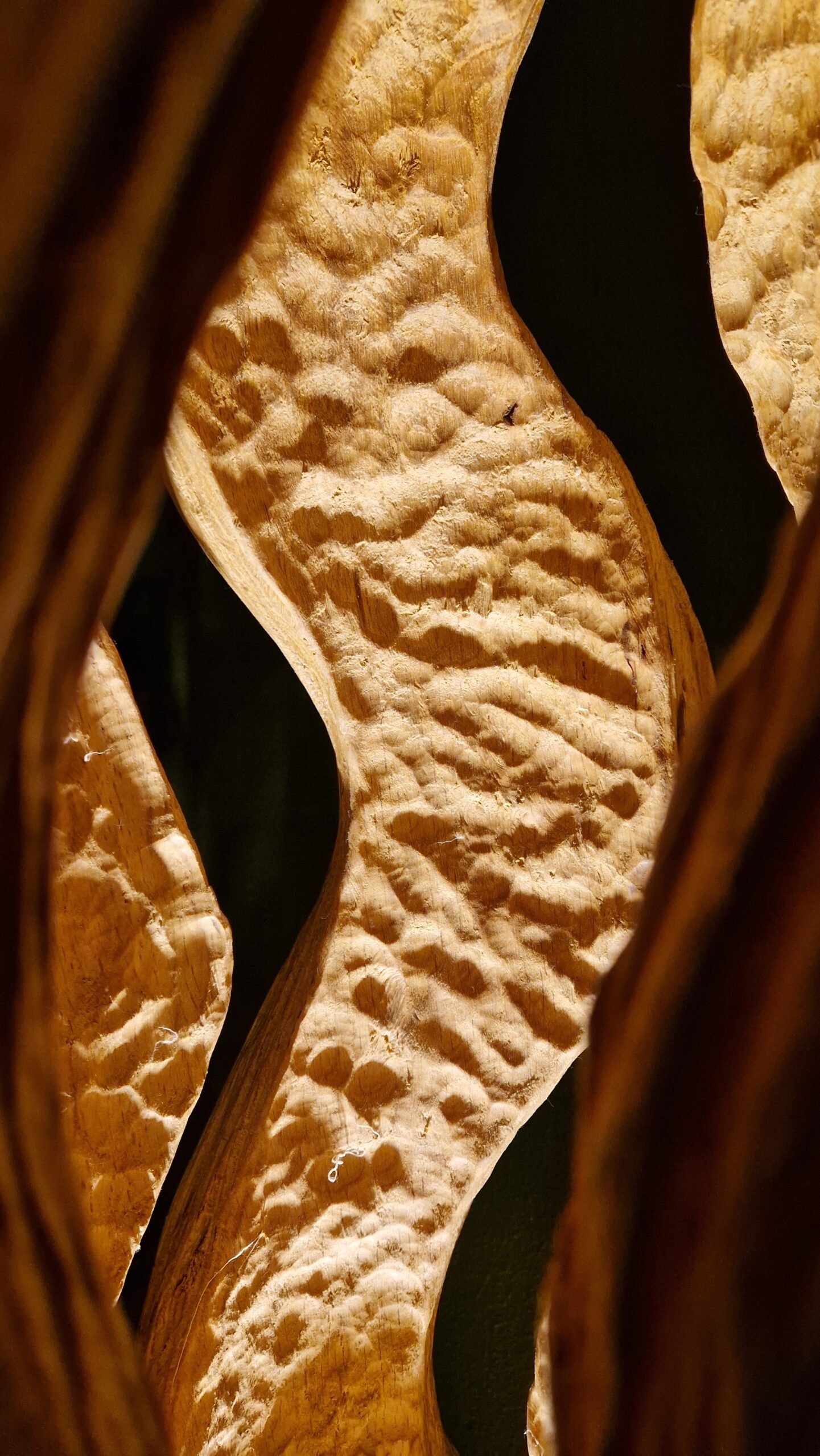 Jedyna w swoim rodzaju rzeźba wykonana z drewna Dębowego.